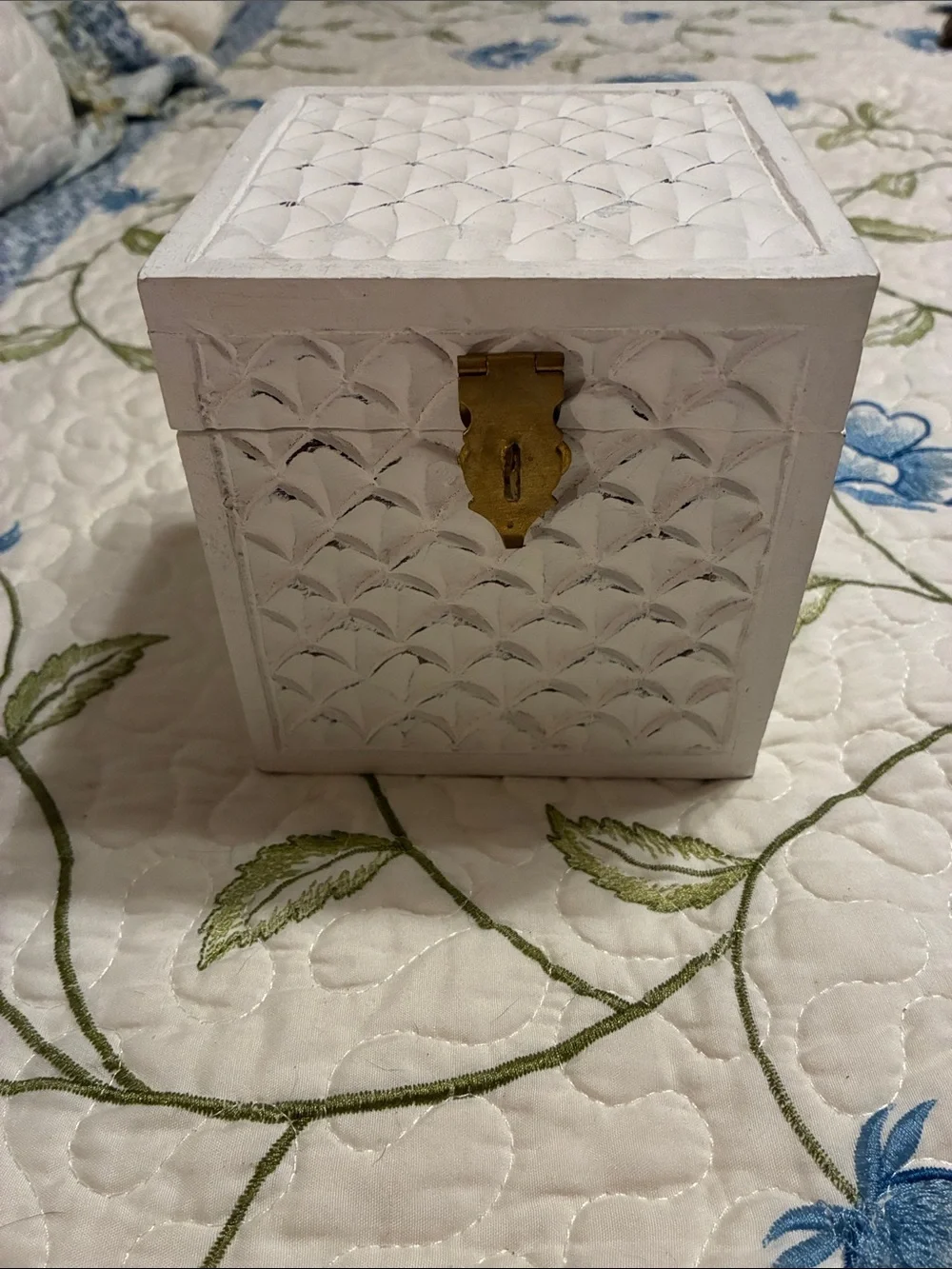 NWOT- Decorative White Wood Jewelry Box with Brass Latch-Shabby Chic